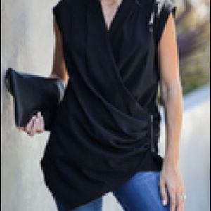 VICI leadership sleeveless zip wrap top - black